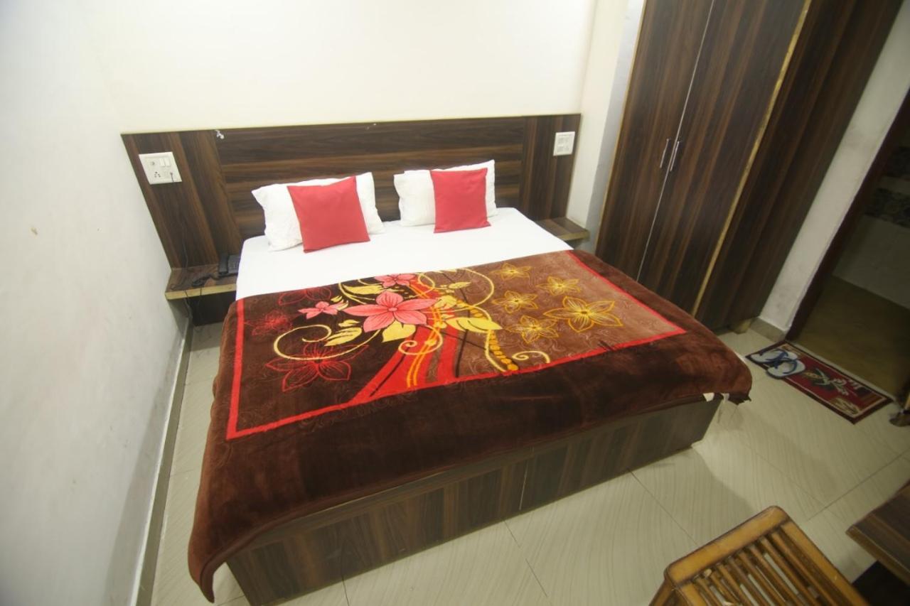 Hotel Amron45 Chandīgarh Zewnętrze zdjęcie